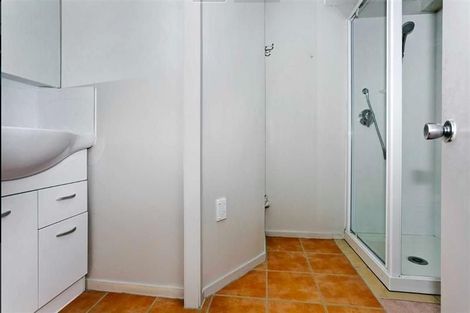 Photo of property in 4 Bank Street, Hillcrest, Auckland, 0627