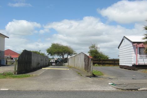 Photo of property in 75a Maplesden Drive, Clendon Park, Auckland, 2103