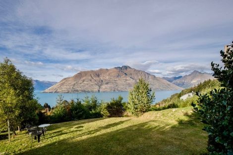 Photo of property in 56b Dart Place, Fernhill, Queenstown, 9300