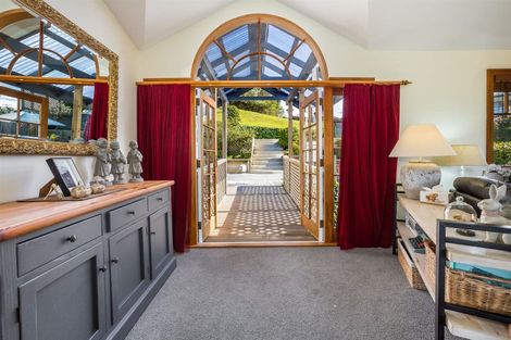 Photo of property in 12 Makora Grove, Paremata, Porirua, 5024