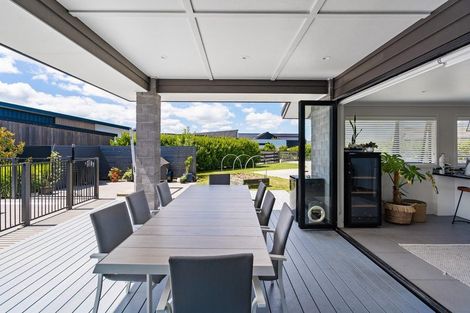 Photo of property in 15 Mike Smith Drive, Cambridge, 3434