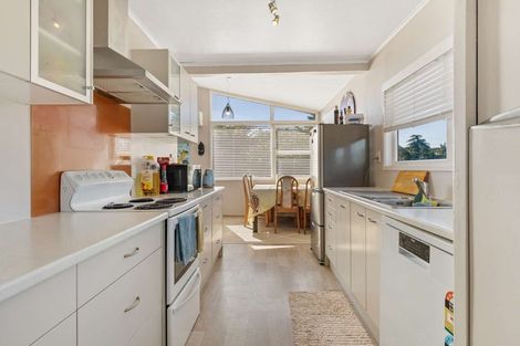 Photo of property in 15 Gem Street, Pukehangi, Rotorua, 3015