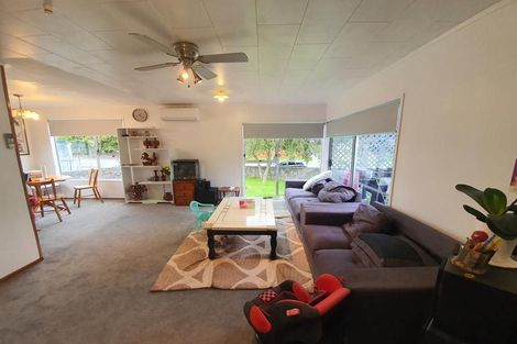 Photo of property in 23 Ferndown Avenue, Papatoetoe, Auckland, 2025