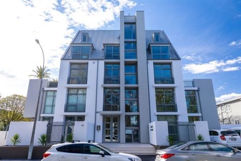 Photo of property in 6/41 Cambridge Terrace, Christchurch Central, Christchurch, 8013