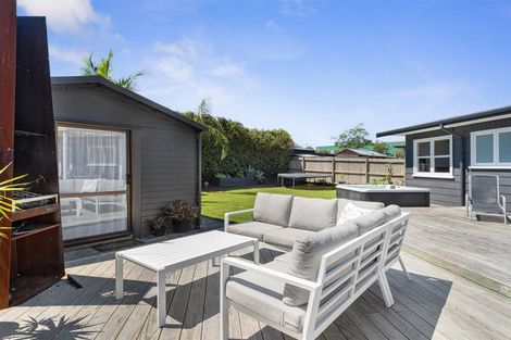 Photo of property in 11 Harris Street, Mount Maunganui, 3116