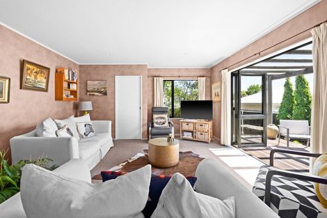 Photo of property in 16a Brookvale Road, Havelock North, 4130