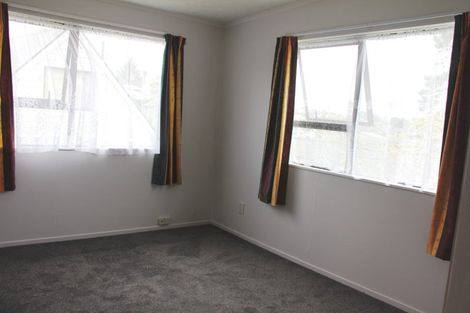 Photo of property in 3 Lewis Street, Blockhouse Bay, Auckland, 0600