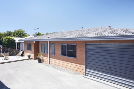 Photo of property in 68 Tarahua Road, Welbourn, New Plymouth, 4310