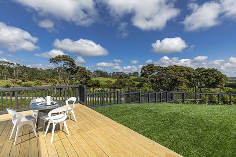 Photo of property in 36 Taiororua Avenue, Massey, Auckland, 0614