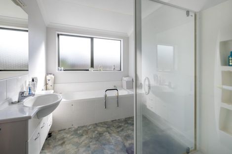 Photo of property in 4 Davie Court, Levin, 5510