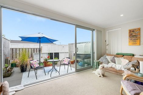 Photo of property in 31 Reynolds Place, Papamoa Beach, Papamoa, 3118