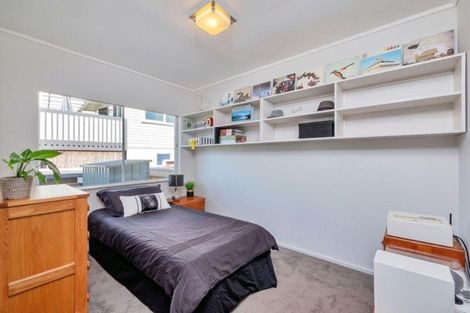 Photo of property in 57 Kirby Street, Glendene, Auckland, 0602