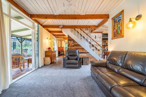 Photo of property in 64 Larchmont Grove, Totara Park, Upper Hutt, 5018