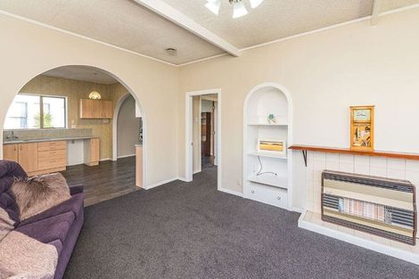 Photo of property in 8 Abbot Street, Gonville, Whanganui, 4501