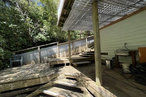 Photo of property in 10 Connaught Terrace, Brooklyn, Wellington, 6021