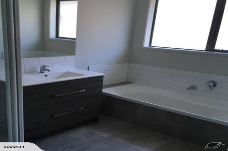 Photo of property in 17 Raby Lane, Pyes Pa, Tauranga, 3112