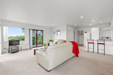 Photo of property in 77 Fitzwilliam Drive, Torbay, Auckland, 0630