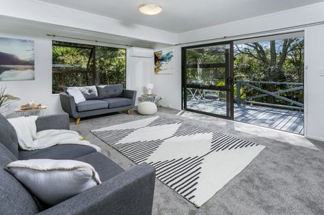 Photo of property in 2/68 Beulah Avenue, Rothesay Bay, Auckland, 0630