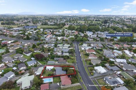 Photo of property in 14 Edinburgh Road, Hillcrest, Hamilton, 3216