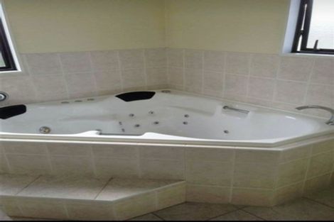 Photo of property in 482 Great South Road, Papatoetoe, Auckland, 2025