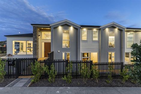 Photo of property in 48 Longshore Drive, Long Bay, Auckland, 0630