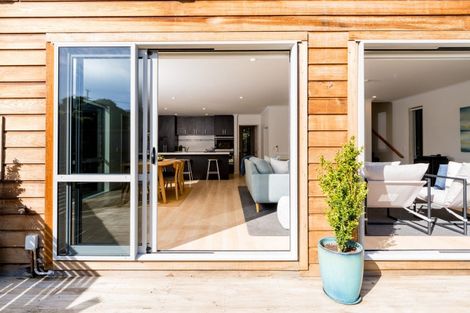 Photo of property in 8a Queen Street, Brighton, Dunedin, 9035