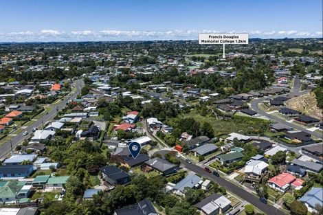 Photo of property in 9 Oawai Place, Marfell, New Plymouth, 4310