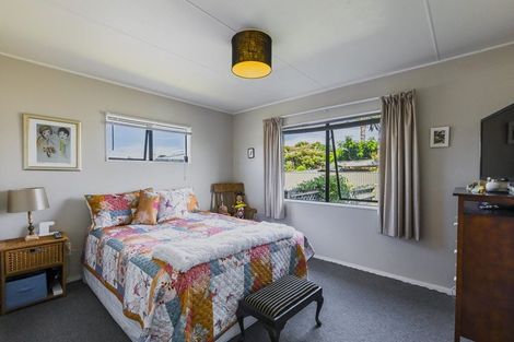 Photo of property in 2/205 Avondale Road, Greenmeadows, Napier, 4112