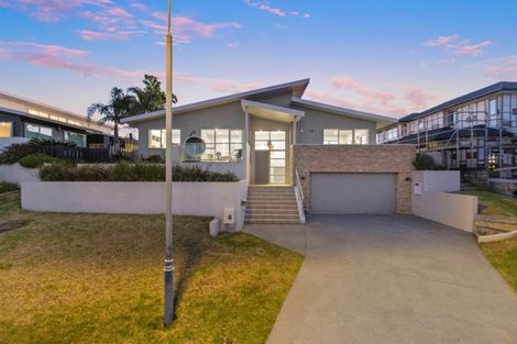 Photo of property in 14 Renner Place, Pyes Pa, Tauranga, 3112