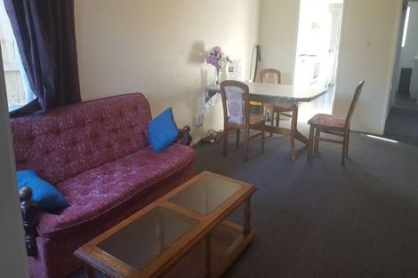 Photo of property in 1/52 Tonar Street, Northcote, Auckland, 0627