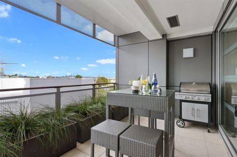 Photo of property in Maison Apartments, 204/16 Huron Street, Takapuna, Auckland, 0622