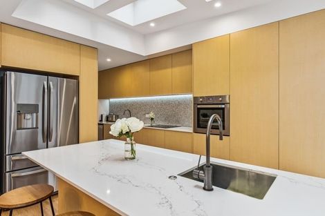 Photo of property in 58c Potter Avenue, Northcote, Auckland, 0627