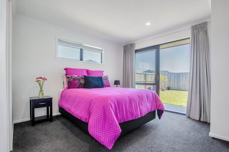Photo of property in 6 Blackbird Way, Rolleston, 7614