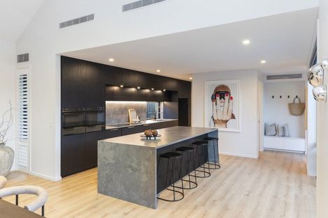 Photo of property in 184 Weston Road, St Albans, Christchurch, 8052