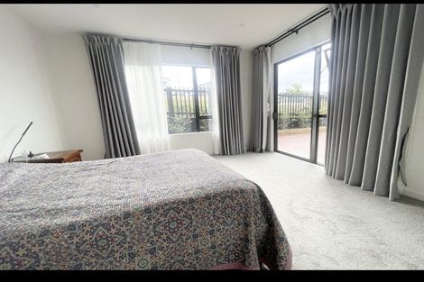Photo of property in 15 Arawaru Avenue, Wainui, Silverdale, 0992