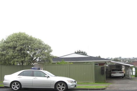 Photo of property in 2/162 Pigeon Mountain Road, Half Moon Bay, Auckland, 2012
