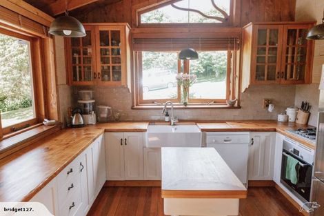 Photo of property in 37 Rewa Rewa Valley, Tairua, 3508