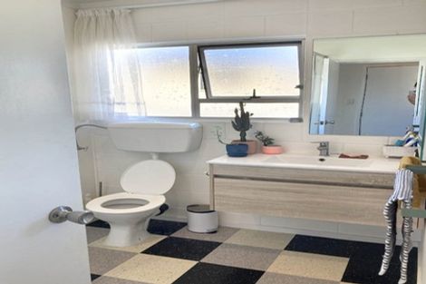 Photo of property in 7/45 Blockhouse Bay Road, Avondale, Auckland, 1026