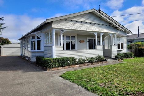 Photo of property in 12 Garrison Street, Carterton, 5713