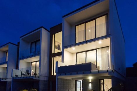 Photo of property in 197a Devon Street West, New Plymouth, 4310