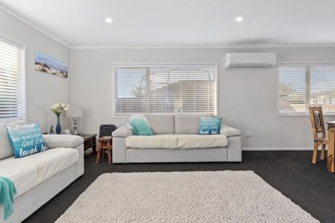 Photo of property in 8c Cannell Farm Drive, Te Puke, 3119