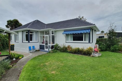 Photo of property in 61 Rhodes Street, Waimate, 7924