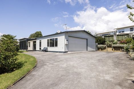 Photo of property in 3 Waikareao Way, Brookfield, Tauranga, 3110