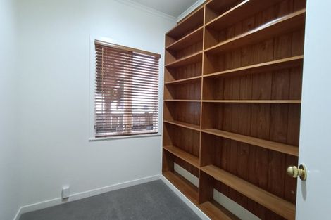 Photo of property in 8 Norton Park Avenue, Fairfield, Lower Hutt, 5011