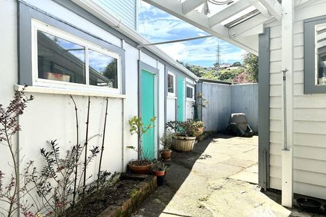 Photo of property in 28 Mount Pleasant Road, Aro Valley, Wellington, 6012