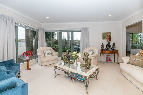 Photo of property in 26 Highgrove Drive, Grandview Heights, Hamilton, 3200