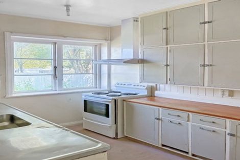 Photo of property in 8 Gertrude Street, Dannevirke, 4930