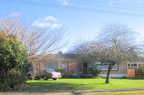 Photo of property in 15 Tudor Crescent, Chedworth, Hamilton, 3210