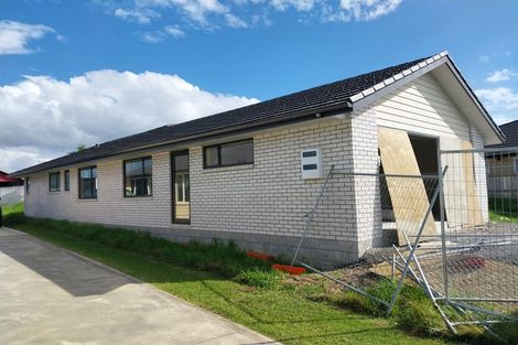 Photo of property in 4 Ocean View Rise, Ruakaka, 0116