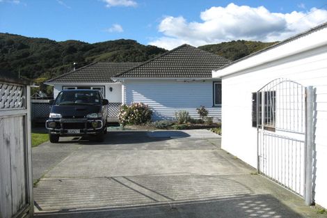 Photo of property in 42 Moohan Street, Wainuiomata, Lower Hutt, 5014